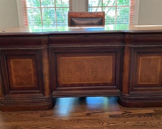 Toms-Price "Golden Age" Flame Mahogany Executive Desk. Measures 72" W x 36" D. Photo 5 of 5.