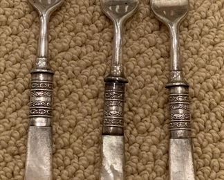 Set of 3 Forks with Mother of Pearl Handles & Sterling Silver Bezels.