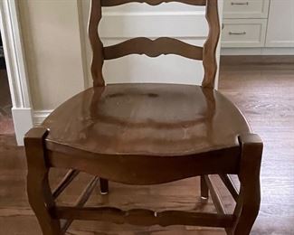 Set of 6 Dining Chairs. 18" Seat Height. Photo 1 of 3.
