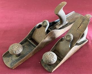 2 EARLY VICTOR PLANES