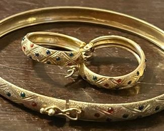 10k GOLD BRACELET W/ MATCHING EARRINGS