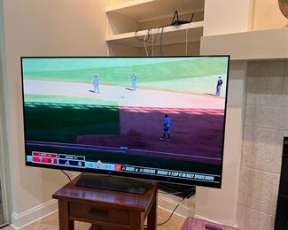 65" LG LED TV Like new, just a couple years old.  Small bend on bottom right corner, not visible in picture or from the front of the TV, I just want to mention.  Smart TV, over $3200 purchased a few years ago. Ashking $1600 OBO. 
