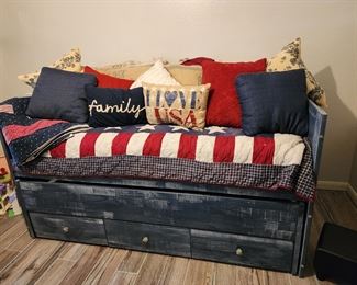 Twin Size Trundle Bed with 3 Drawers at Bottom