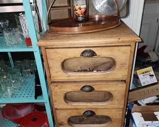 4 Drawer Cabinet - Woosen Tray