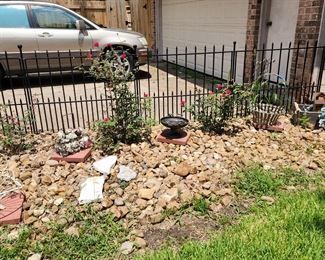 Yard Decor - Its Everywhere!