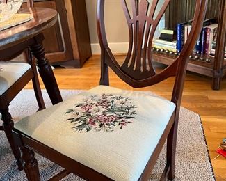 Set 8 vintage Chairs with Prince of Wales feather backs