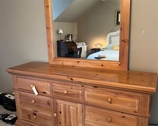 Broyhill Fontanna Dresser