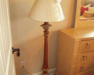 floor lamp
