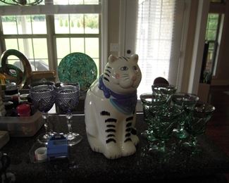 Fostoria glasses cat cookie jar