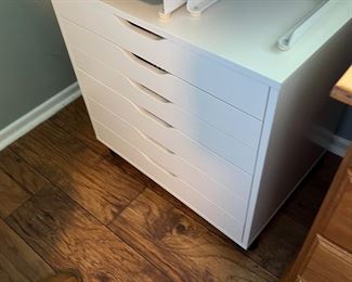 $125
Pre-purchase Rules!!!! Read carefully…. 
Any item interested in pre purchase must text 909 499-0708 a photo; price will be given; response may last until Wednesday evening; no discounts for pre sale; no holds; tax added; PRE SALE ENDS 3pm WEDNESDAY!!!! 