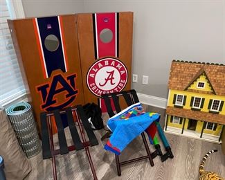 Corn Hole university of Alabama, Auburn, dollhouse, 