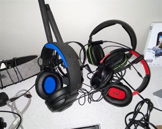 Gaming headphones