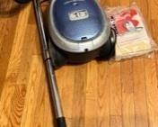 Oreck Canister vacuum. Bags included. 