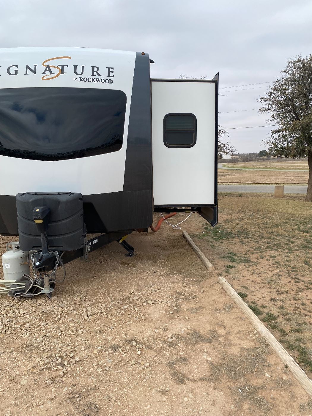 Estate Sale by Kim and Them in Midland, TX starts on 6/1/2023