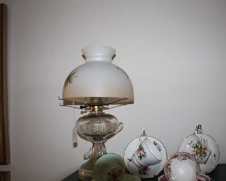 Electric kerosene lamp