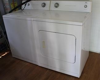 Roper washer/Dryer set works great