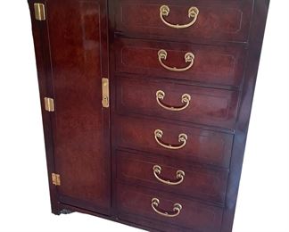 Large armoire 