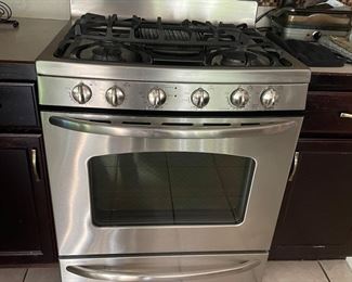 GE gas stove