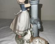 wlladro girl with water figurine2041 t