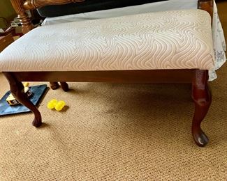 Very pretty upholstered accent bench