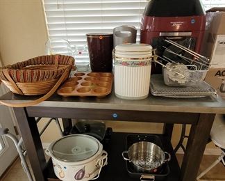 Kitchen misc. Air fryer, crockpot