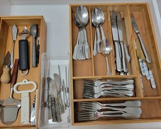 France 18-10 Flatware