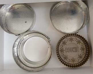 Cookie, Pie, & Cake Pans