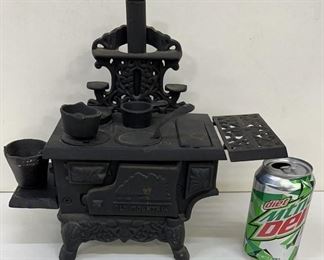 Cast Iron Salesman Sample Stove