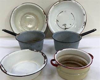 Enamelware Pots & Pans