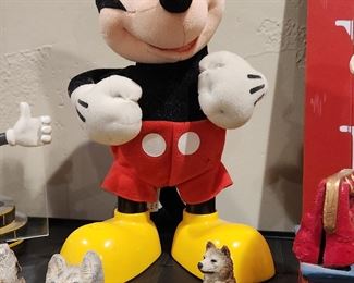 Dancing Mickey