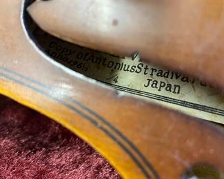 P19 - $150. 1/4 size Suzuki Violin Co. Copy of Antonius Stradivarus