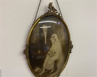 P80- $30 Curved Glass Frame