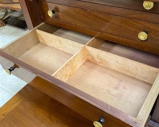 H96 - $75. Small Locking Cabinet with drawers. 