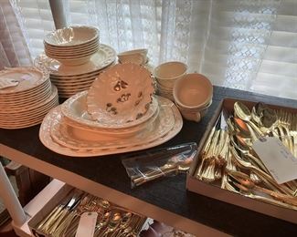 Titian pottery