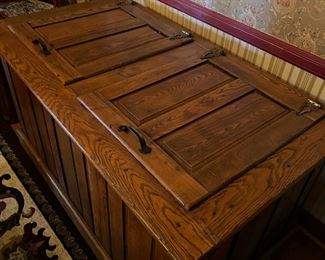 Rare horizontal ice box
