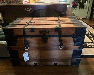 1900s steamer trunk