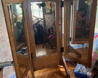 Three-way pivoting oak mirror