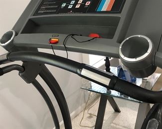 Treadmill 