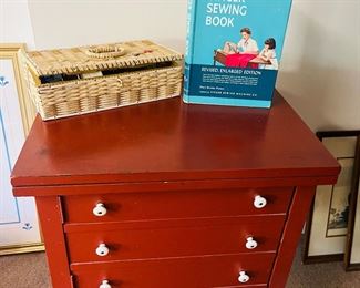 Sewing machine and accessories