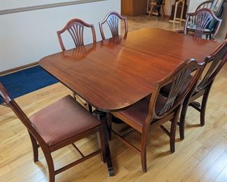 Dining table and 6 chairs
