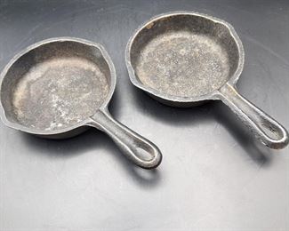 Mini cast iron pans