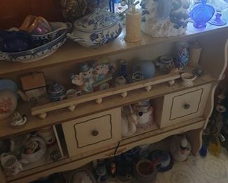 ceramic dishes and ducks