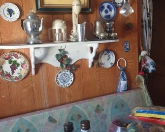 salt and pepper shakers