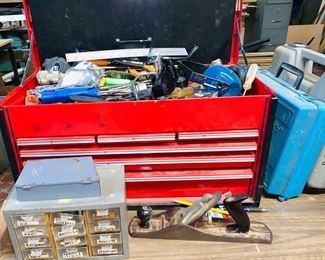 TOOL BOXES, STANLEY # 5 WOOD PLANE, MANY SMALL HAND TOOLS IN BOXES AND TOTES