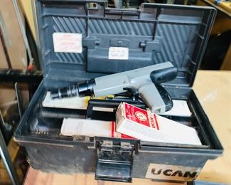 CEMENT GUN AND EXTRA PARTS