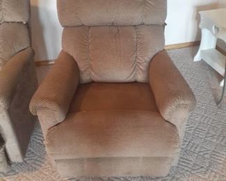 Lazyboy recliner. Located in basement  (has walkout)