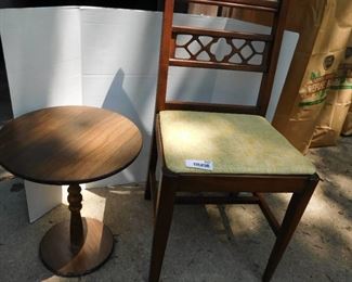 Mid Century Modern Chair & End Table