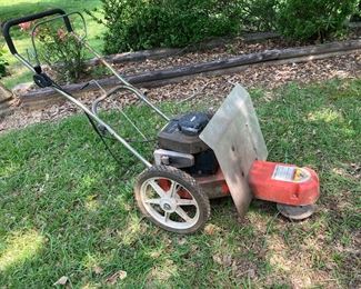 Briggs & Stratton • Line Edger • $69
