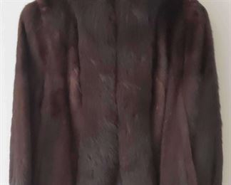 "Fun Times on Lake Huntington" in North Augusta, SC Closing Fri 6/2 at 8pm. Pickup Sat 6/3 11-3pm. Please click here to see more photos, descriptions, and current bids: https://ctbids.com/estate-sale/21812