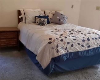 "Fun Times on Lake Huntington" in North Augusta, SC Closing Fri 6/2 at 8pm. Pickup Sat 6/3 11-3pm. Please click here to see more photos, descriptions, and current bids: https://ctbids.com/estate-sale/21812